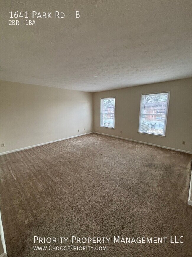 Building Photo - 1641 Park Rd