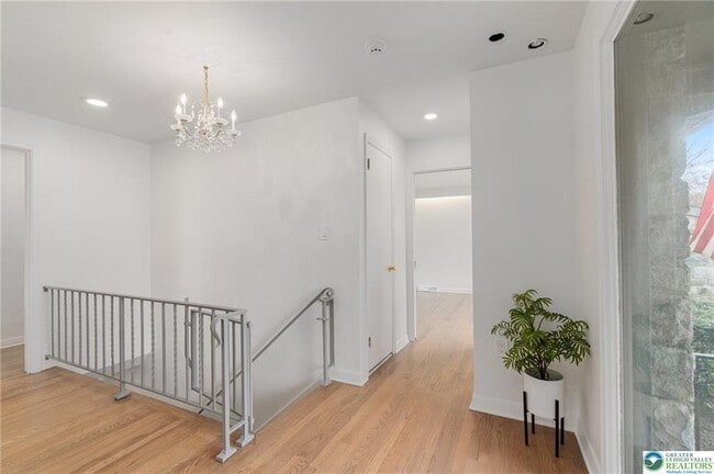 Building Photo - 2824 College Dr