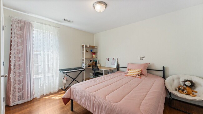 Building Photo - 4486 W Serviceberry Dr