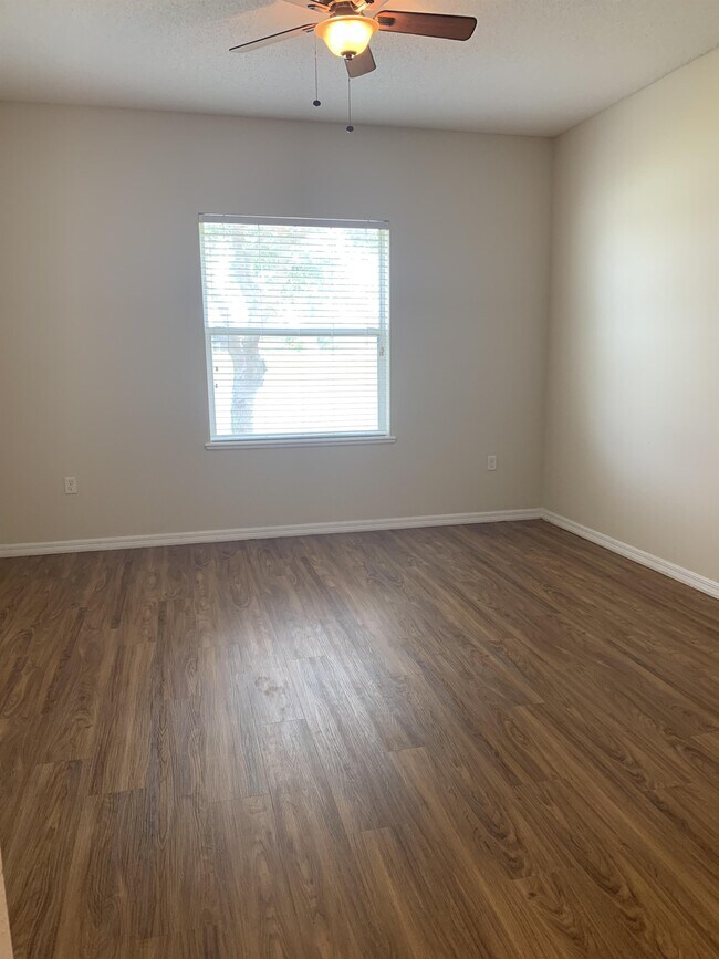 Building Photo - 5171 Gulf Sturgeon Ln