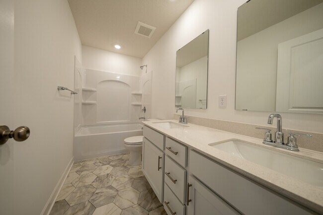 Building Photo - 22660 Isla Wy