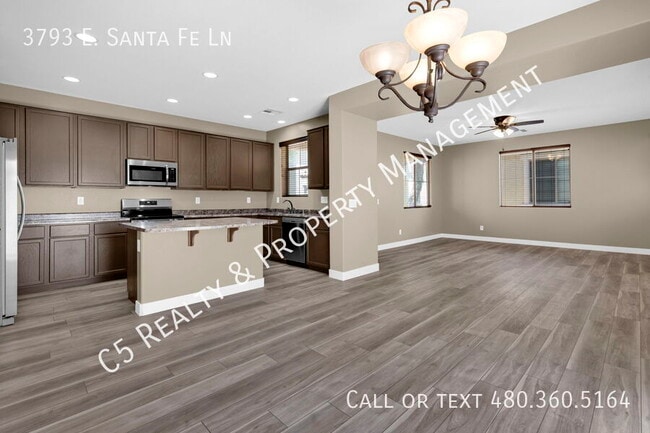 Building Photo - 3793 E Santa Fe Ln