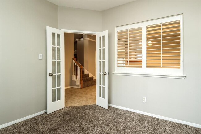 Building Photo - 159 W Sundance Cir