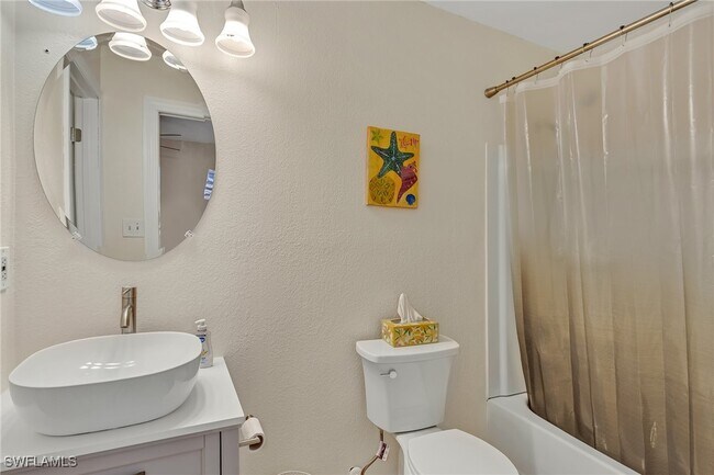 Building Photo - 15514 Crystal Lake Dr