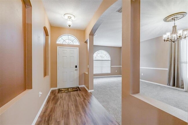 Building Photo - 405 Fern Gulley Dr