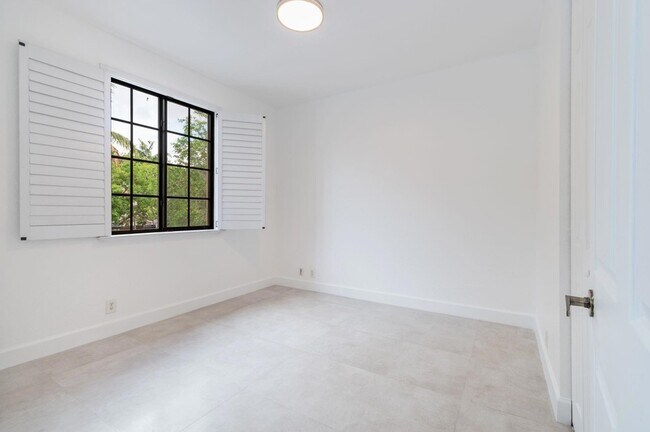 Building Photo - 2604 Center Ct Dr