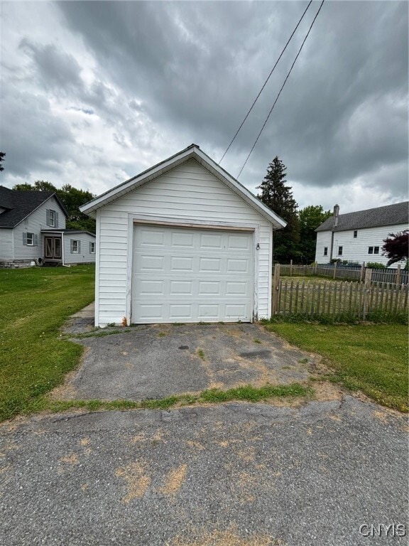 Building Photo - 31 Anderson Ave