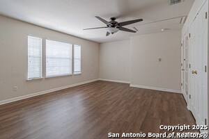 Building Photo - 1203 Ganton Ln