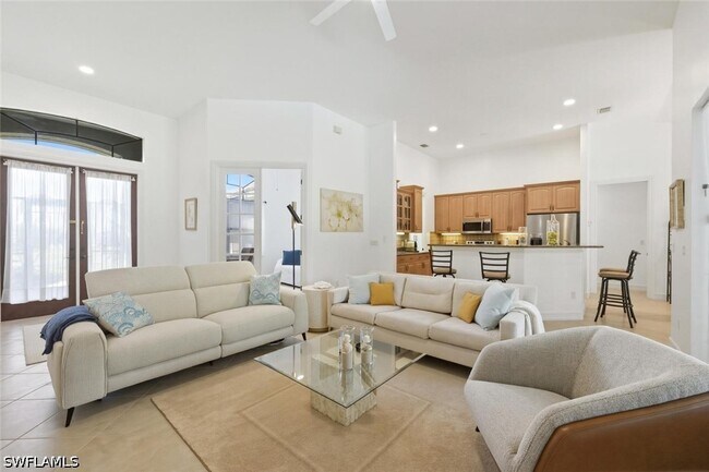 Building Photo - 18127 Royal Hammock Blvd