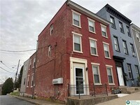 Building Photo - 116 S 6th St