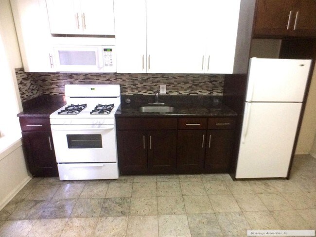 Building Photo - 540 W 136TH St