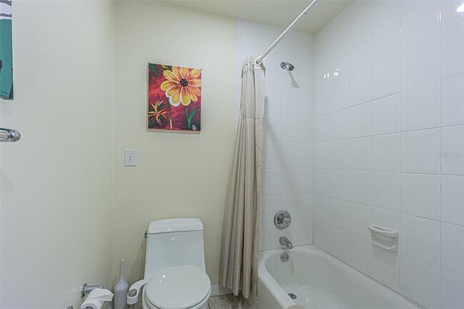 Building Photo - 5427 Villa Deste Ct