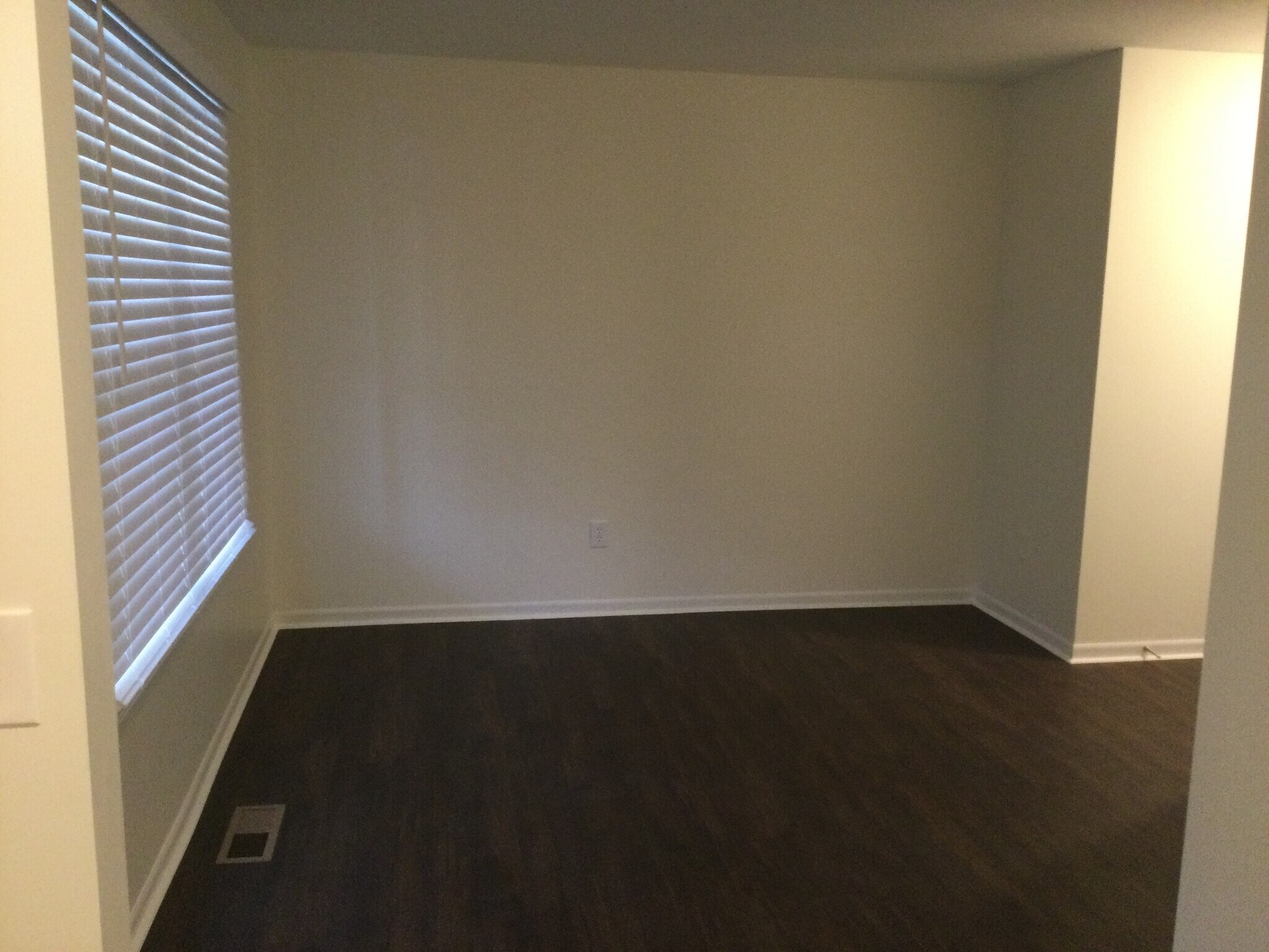 Building Photo - 7885 Butterfield Ln