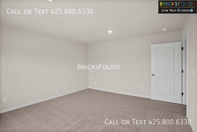 Building Photo - 1209 SW Pendleton Way
