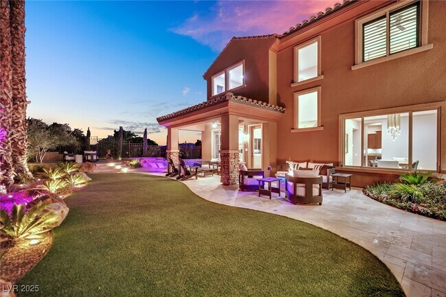 Building Photo - 2805 Molinard Ct