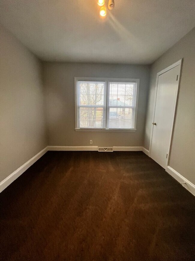 Building Photo - Charming 3-bedroom, 1-bath in Wilmore, KY