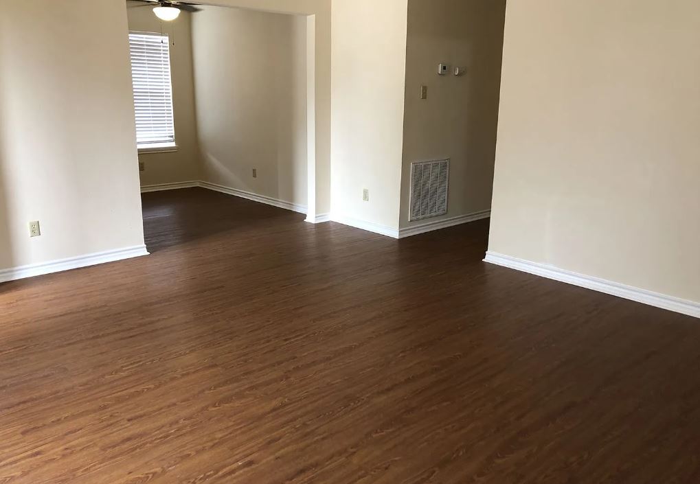 Building Photo - 1802 Sara Dr