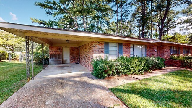 Building Photo - 355 Mont Vista Dr