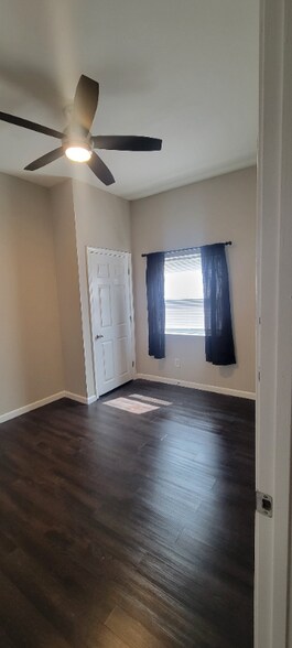 Building Photo - 3962 Evans Ave