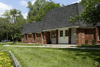 Rochester Place Apartments - Rochester, MI | Apartment Finder