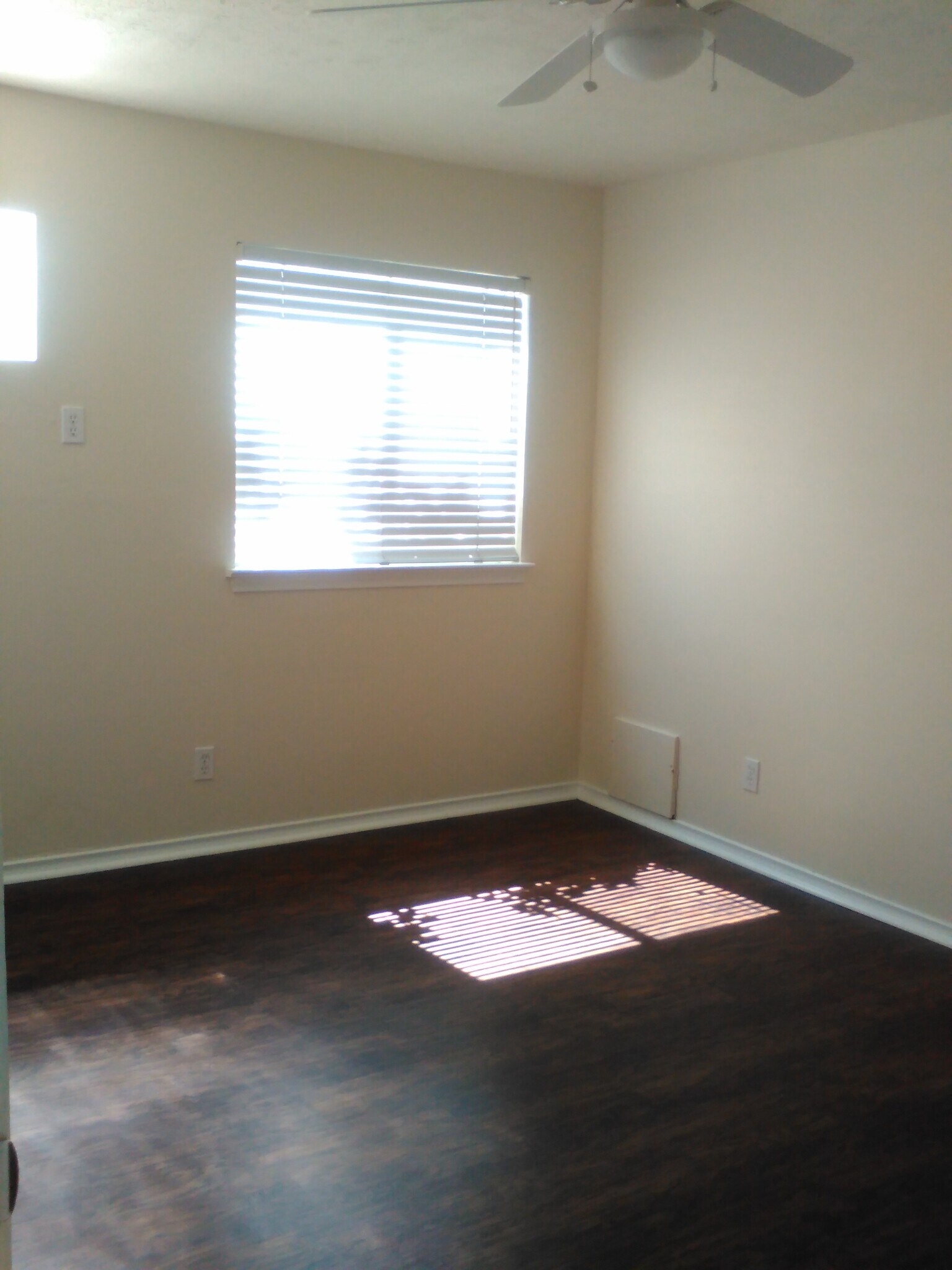 Building Photo - 6205 Oram St