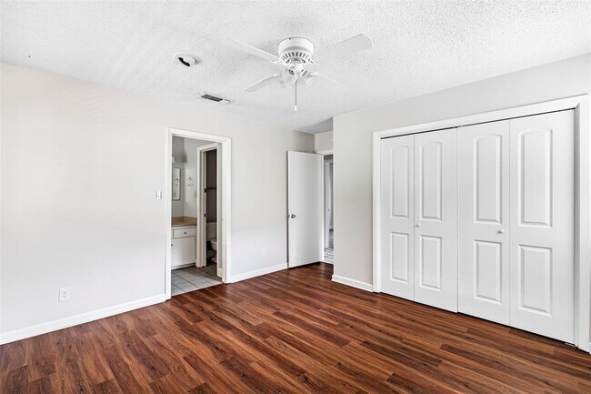 Building Photo - 7506 Glenhill Rd