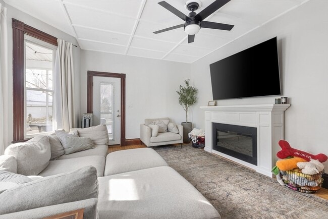 Building Photo - 85 Bedford St