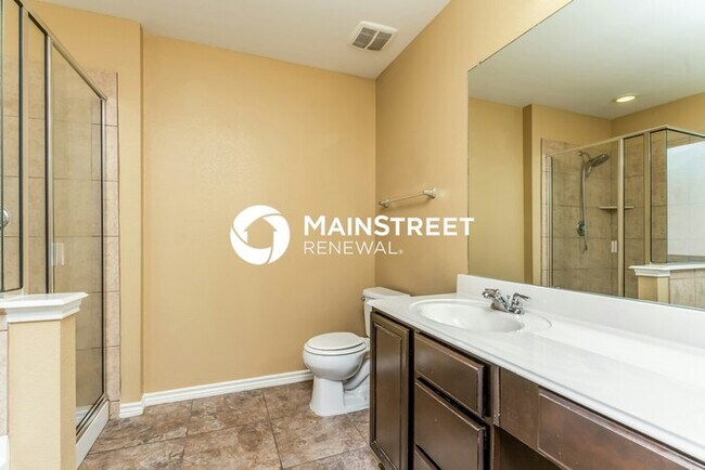 Building Photo - 3 Bedroom Pet-Friendly Home in Balch Springs, TX with Main Street Renewal