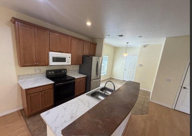 Building Photo - 9322 Treasure Coast St