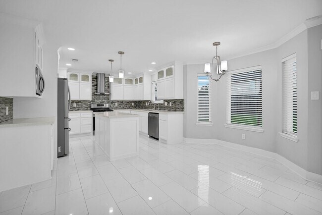 Building Photo - 405 Mystic Trail Loop