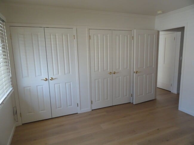 Building Photo - Condo in Active Adult Community