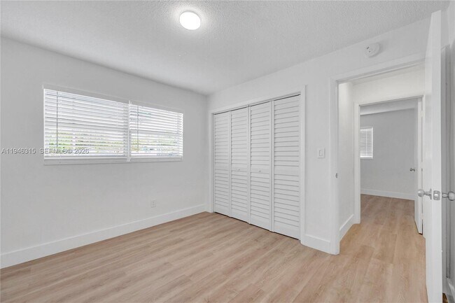 Building Photo - 668 NW 31st St