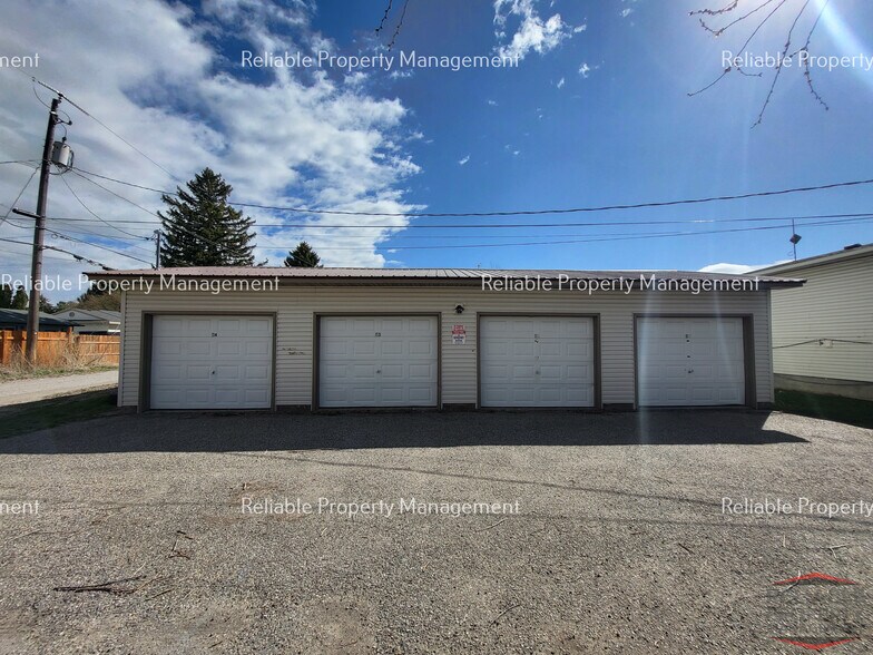 Building Photo - 737 Cleveland St