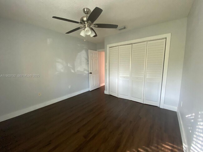 Building Photo - 7830 SW 161st Pl