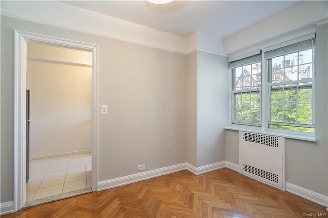 Building Photo - 45 Popham Rd