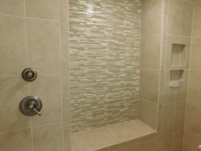 Building Photo - 278 Gatewood Dr