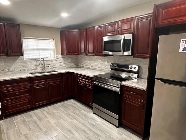 Building Photo - 3761 NW 9th St