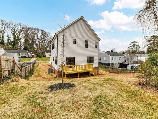 Building Photo - Brand New 4BD/2.5BA Home in Revolution Park!