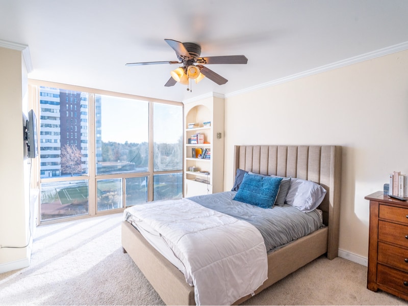 Building Photo - 3100 E Cherry Creek S Dr