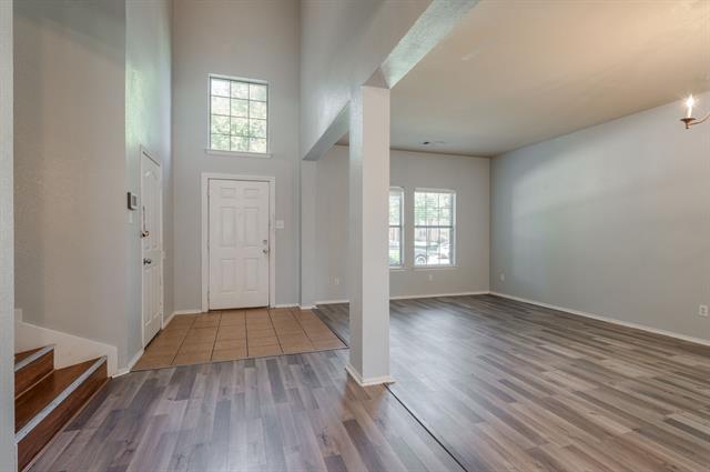 Building Photo - 3221 Kennedy Dr