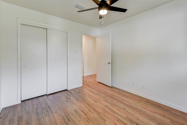 Building Photo - 5655 Wigton Dr