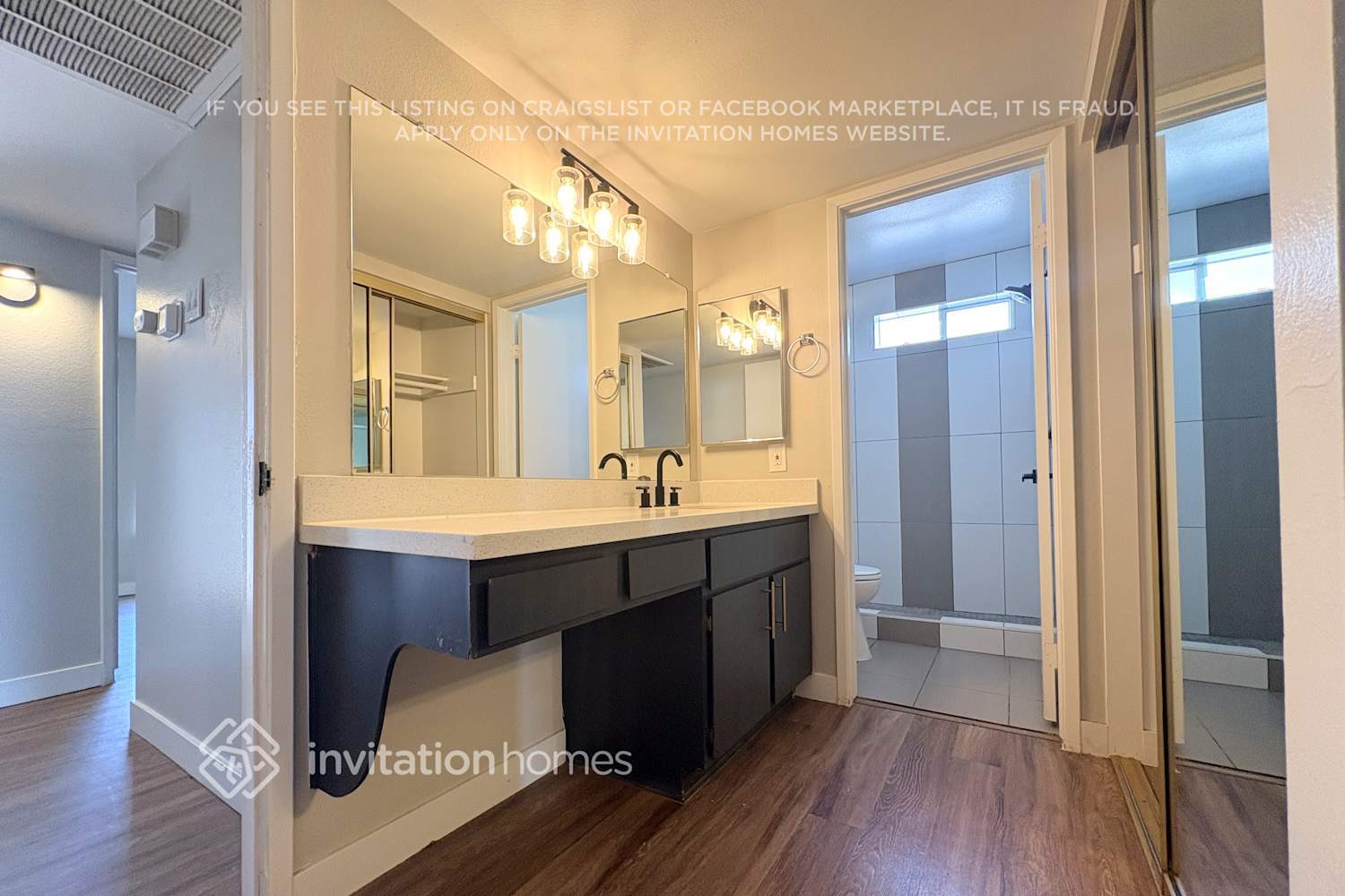 Building Photo - 6433 W Sunnyslope Ln