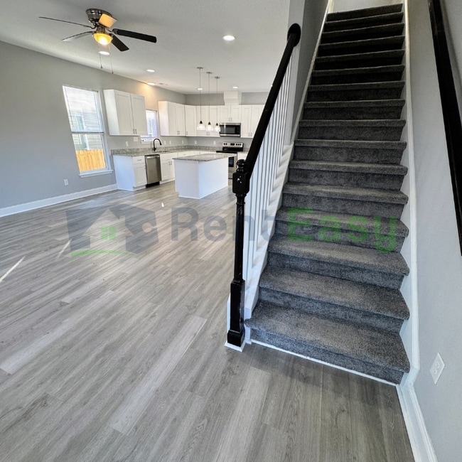 Building Photo - 511 Mason Ave