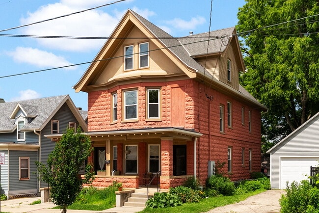 Building Photo - 615 S Baldwin St