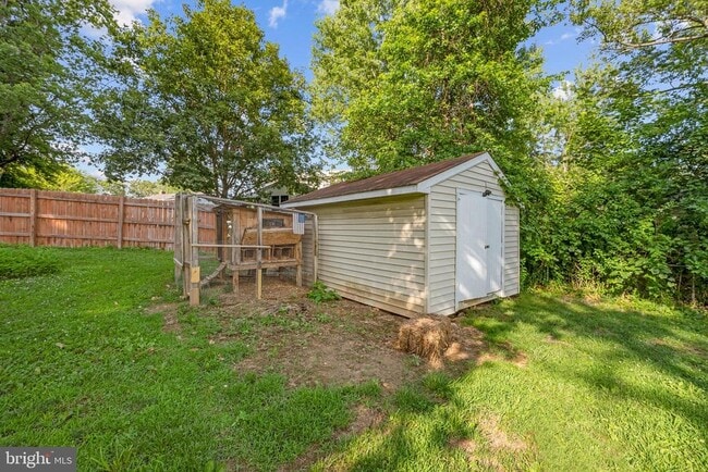 Building Photo - 13204 Nickleson Dr
