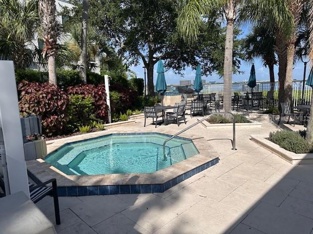 Building Photo - 5111 Bay Club Cir