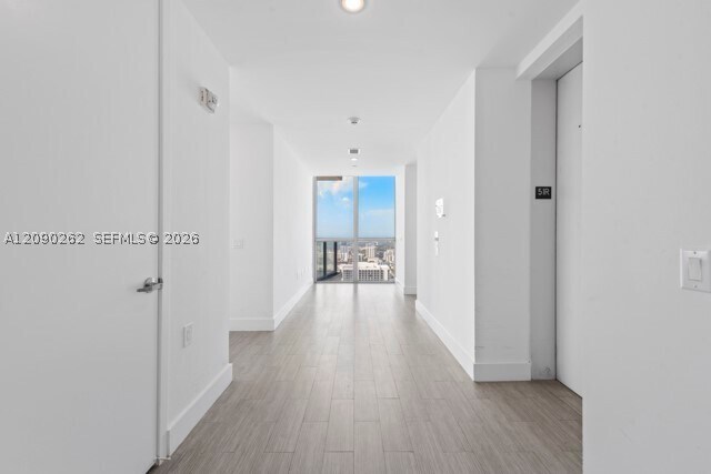 Building Photo - 1100 Biscayne Blvd