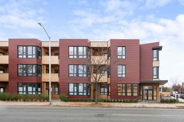 Building Photo - 240 Salem St