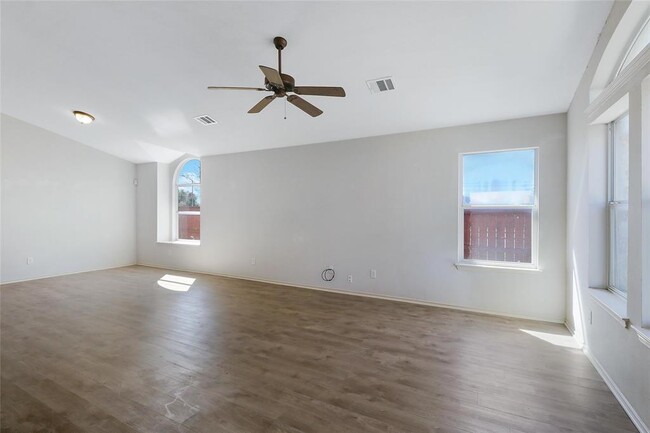 Building Photo - 17300 Zola Ln