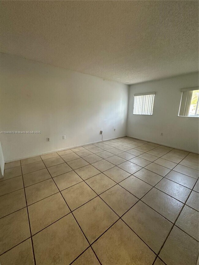 Building Photo - 13810 SW 112th St